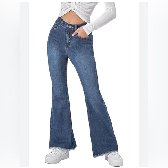 Universal thread women’s size 10 high-rise flare leg‎ jeans - Picture 1 of 10
